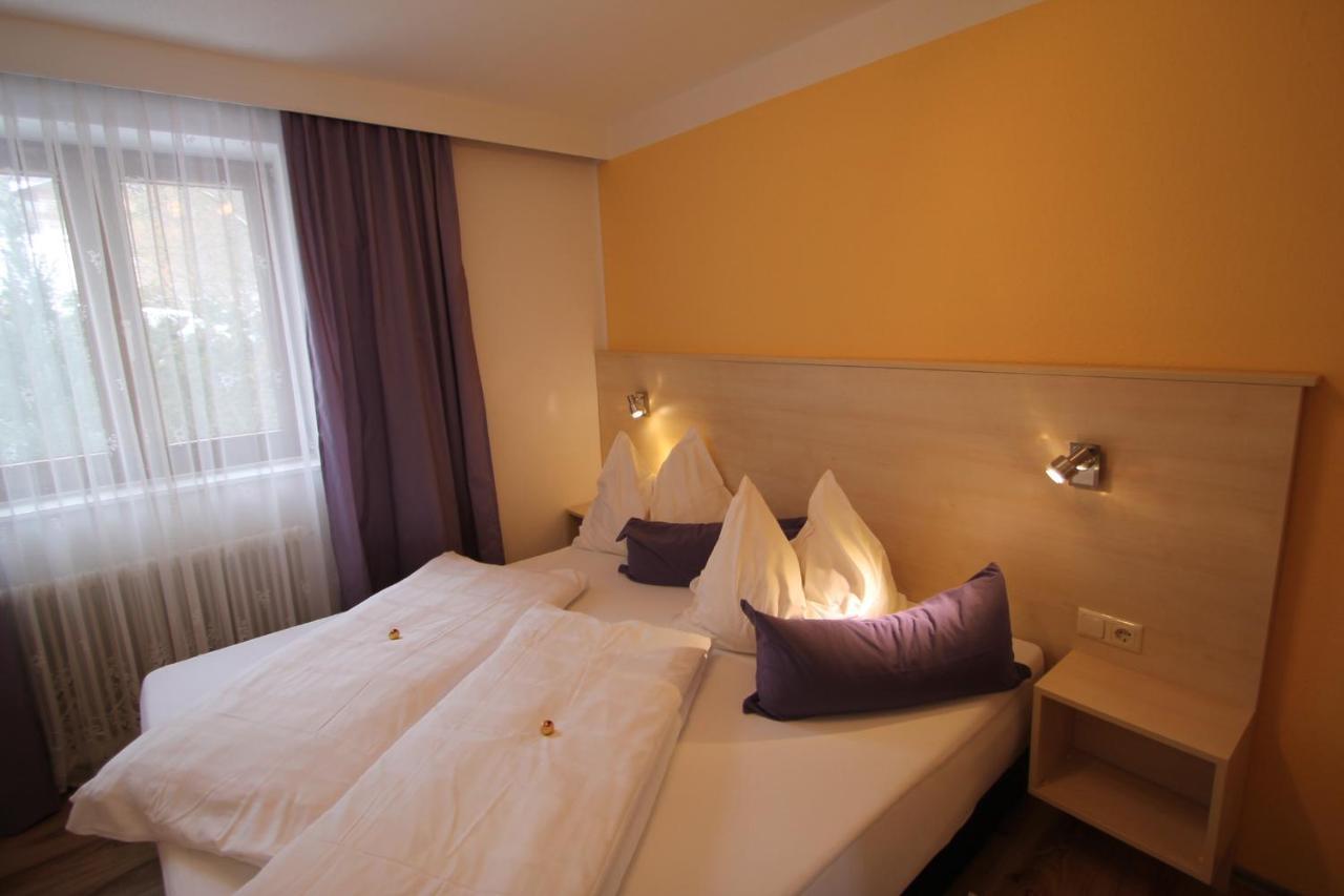 Seepension Neubacher Kg Nussdorf am Attersee Exterior foto
