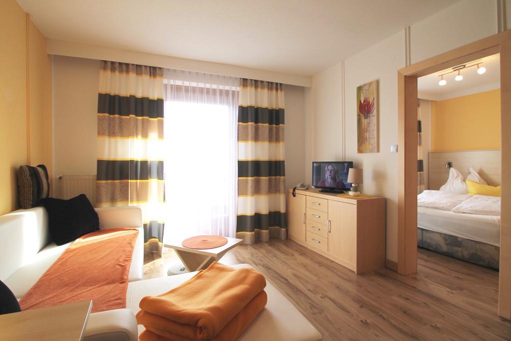Seepension Neubacher Kg Nussdorf am Attersee Quarto foto